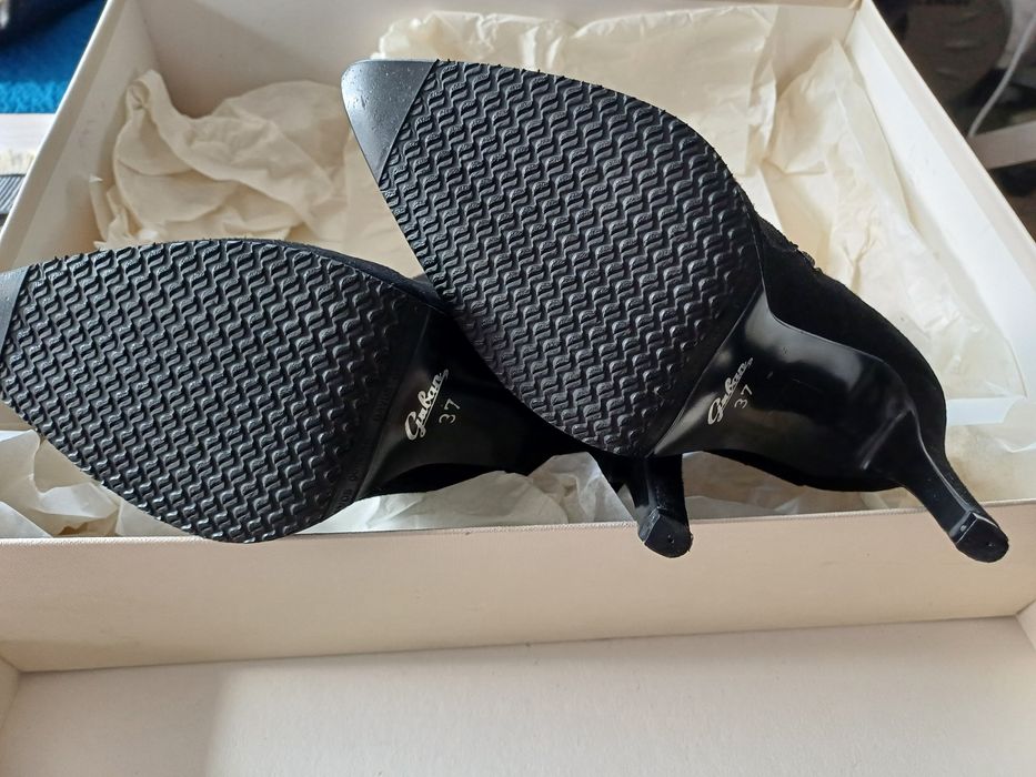 Cizme Guban piele intoarsa negru nr 37