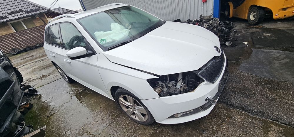 Rulou portbagaj Skoda Fabia 3 combi