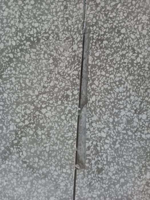 Turnare de mozaic șlefuit lustruit și ceruit