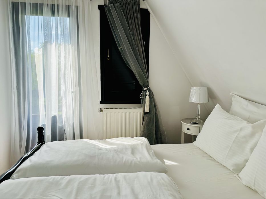 Cabană de închiriat cu ciubăr