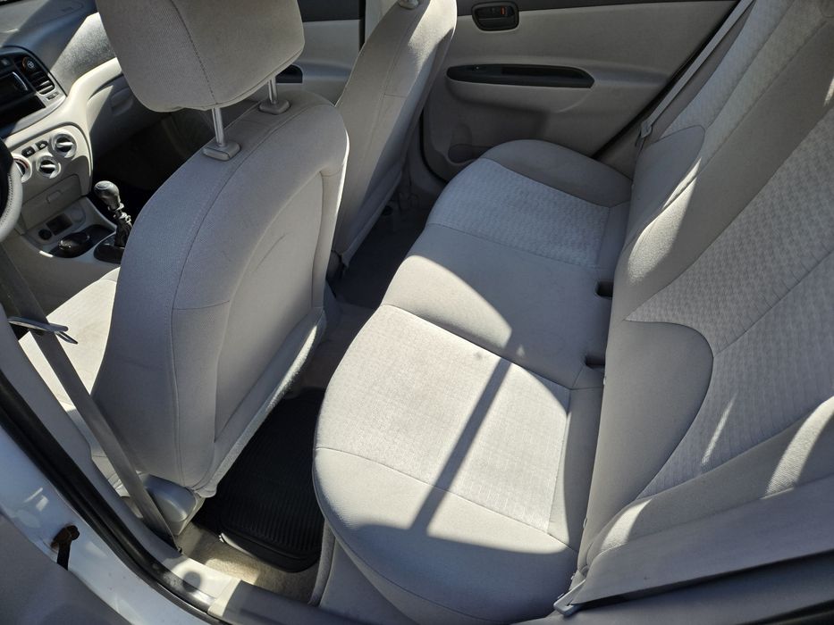 Hyundai Accent  130.500 KM Stare Perfecta Deosebit UNIC PROPRIETAR