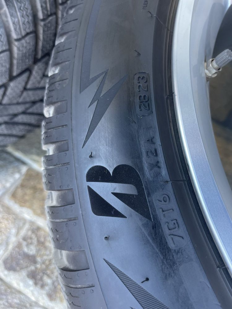 Mercedes GL/GLS Джанти  с гуми AMG 21