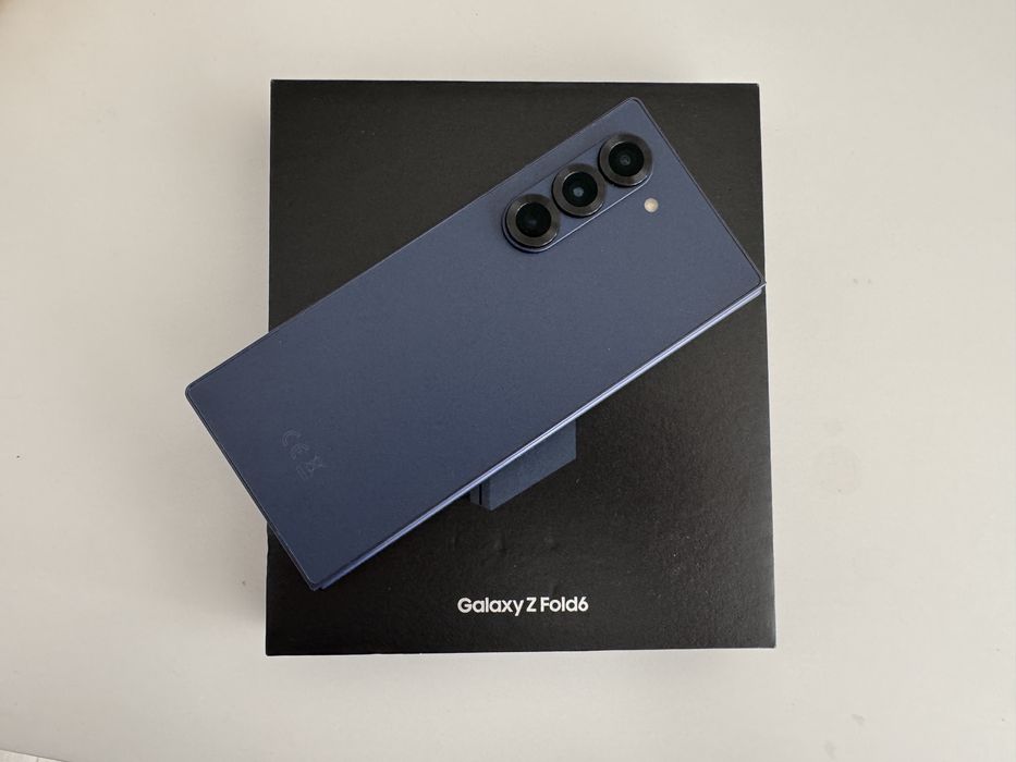 Samsung Galaxy Z Fold 6