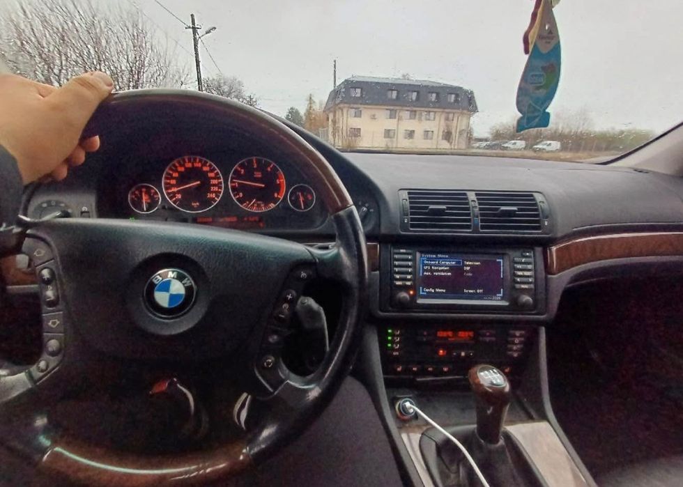 BMW 520d / an fabr 2002 / interior seria 7