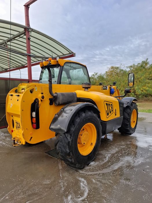 Jcb 541-70 incarcator in stare de functionare. Se ofera proba.
