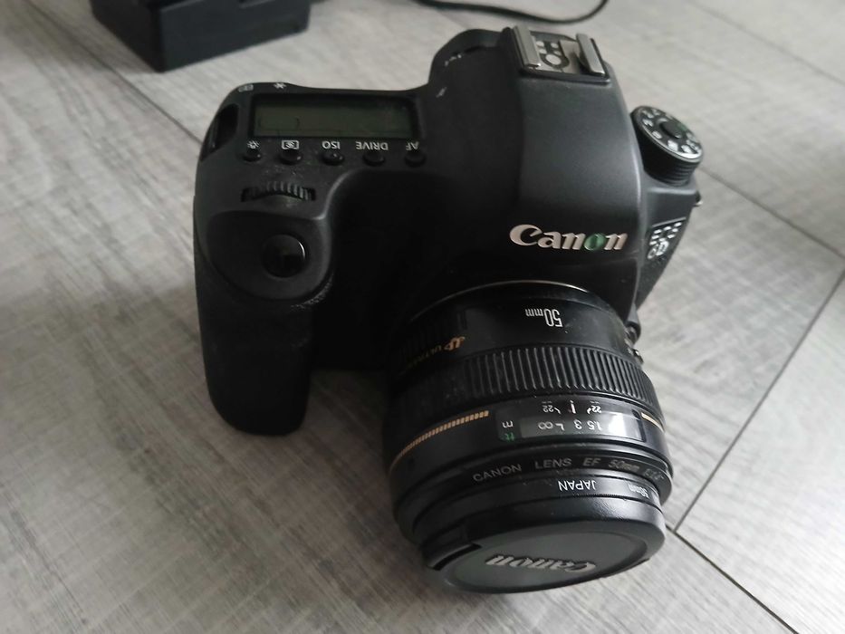 Canon 6D + obiectiv 50 mm