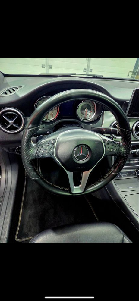 Mercedes CLA 250