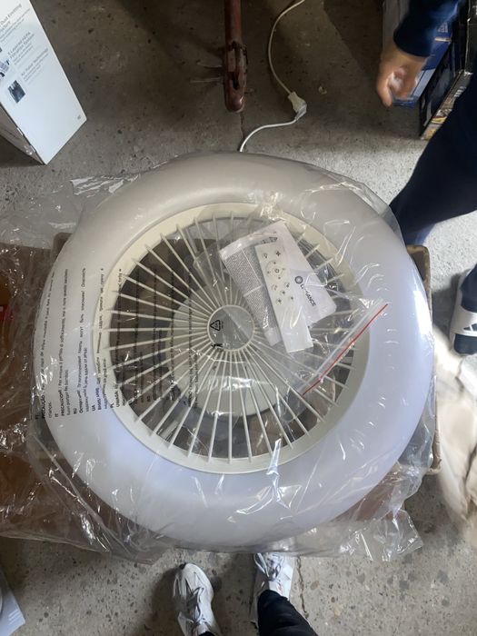 Нов! Смарт LED полилей