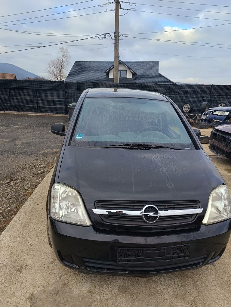 Piese motor cutie caseta uși bara capota faruri egr Opel meriva 1.7