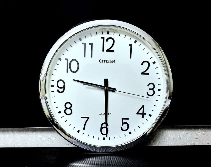 Часы настенные 35 см