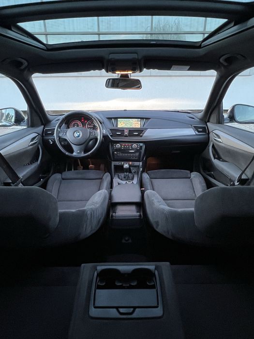 Bmw X1 • Xdrive • MPacket • Navi • Panoramic • BiXenon • Jante