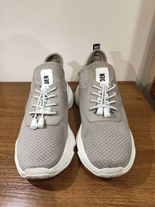 Steve Madden Сникърси / обувки