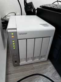 NAS Qnap TS-451 White/4 bay/4G RAM/4TB HDD/Intel® Celeron® 2.41GHz