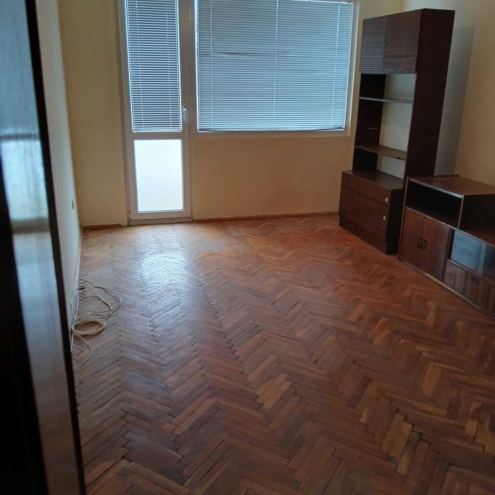 Продава се Двустаен апартамент в Варна, Морска градина - 73 кв.м за 2150 €/кв.м - Снимка #7