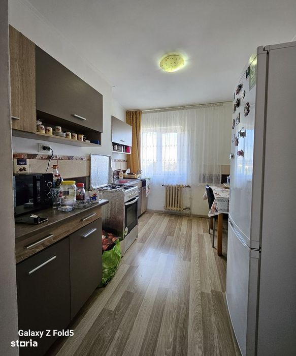 Apartament 2 camere – semidecomandat, Nufărul •