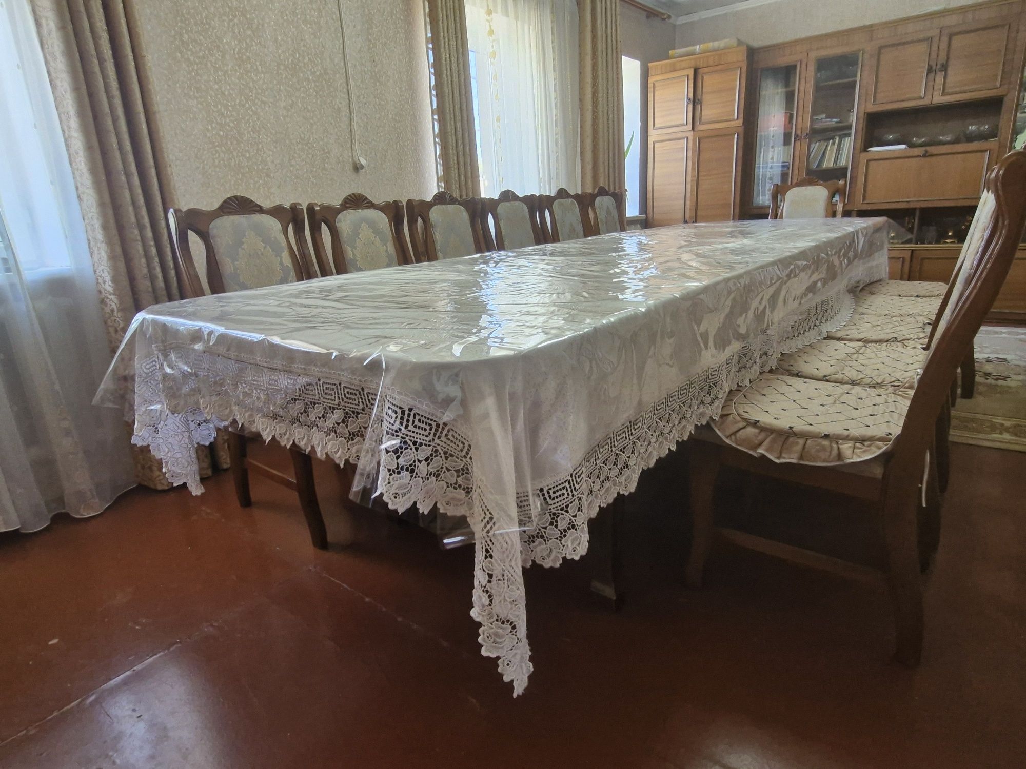 Стол + стулья 12шт
