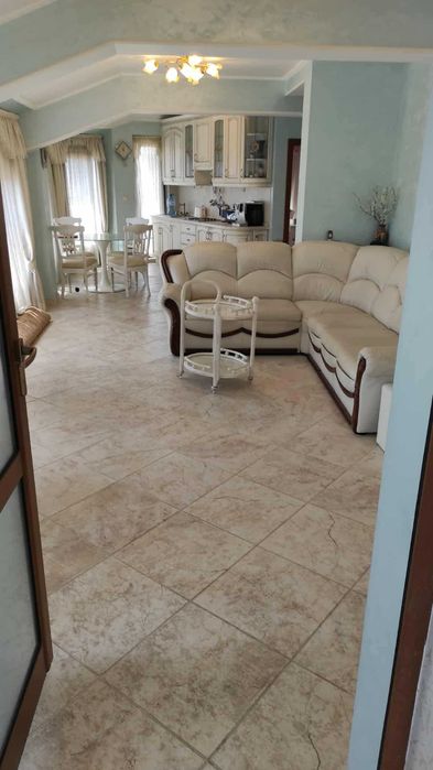 Апартамент до Операта с морска гледка и гледка към Катедрал