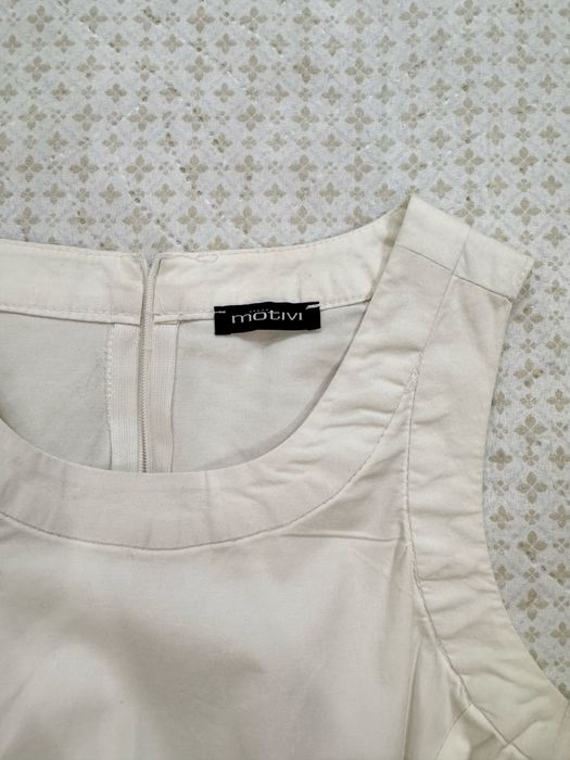 Продам кофточку Motivi