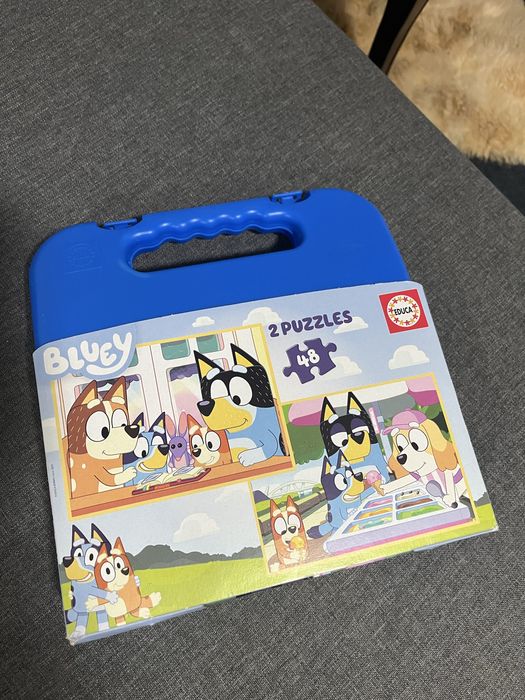 Bluey 2 броя пъзели в куфарче