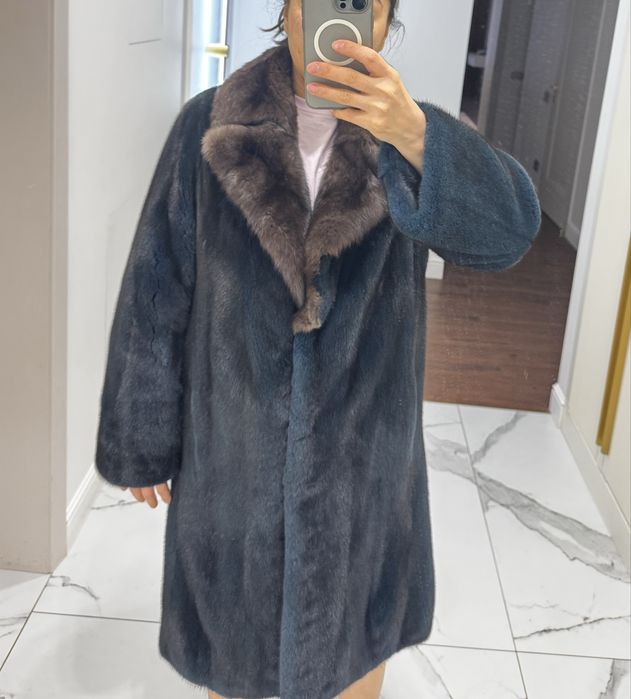 Продам норковую шубу