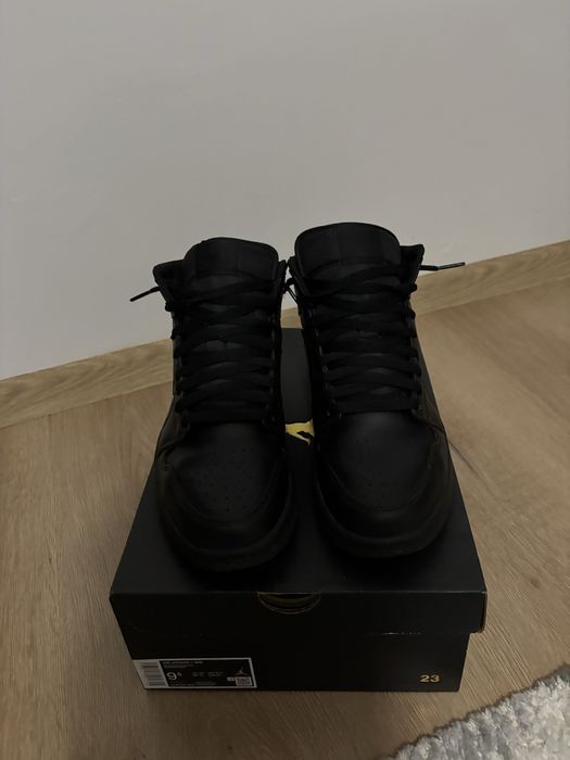 Vand Jordan 1 Mid Black-stare perfecta ,Originali!!!