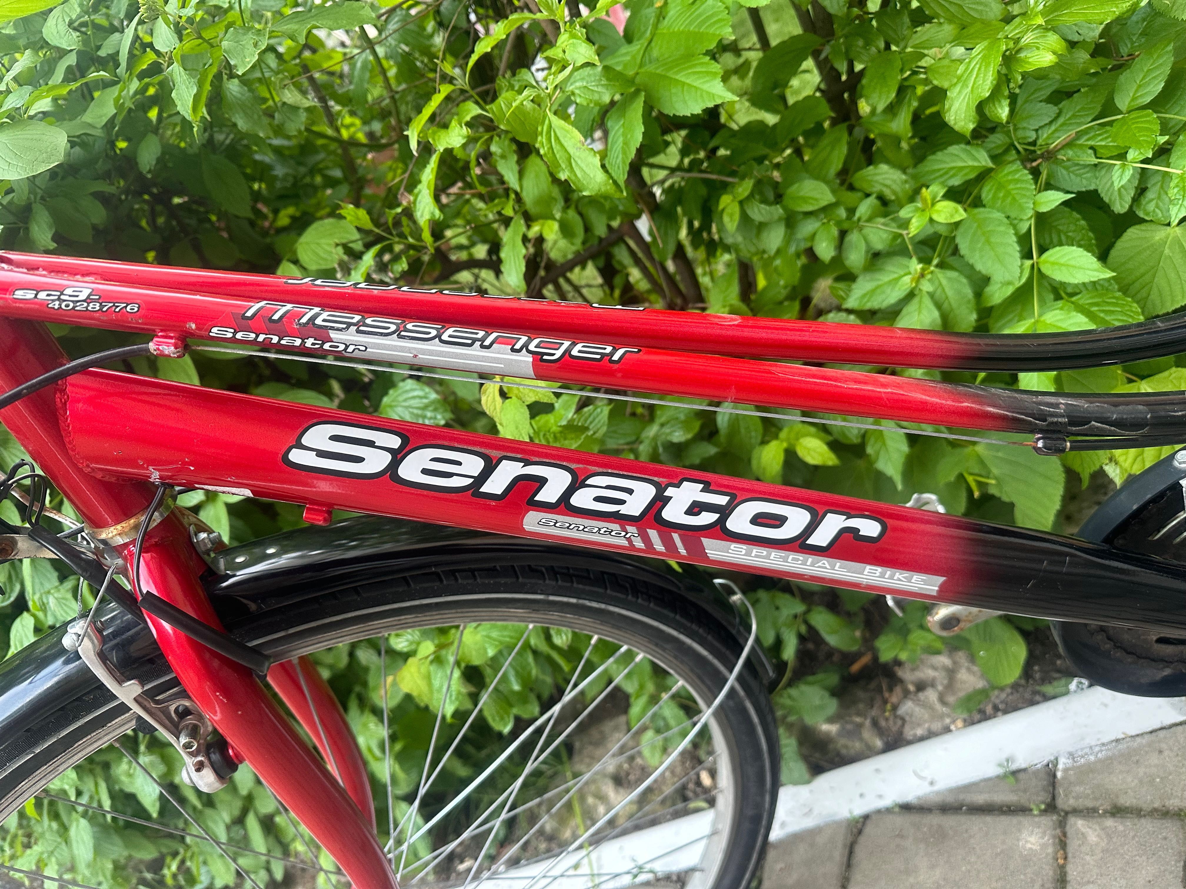 Vând bicicletă 28” marca Senator !