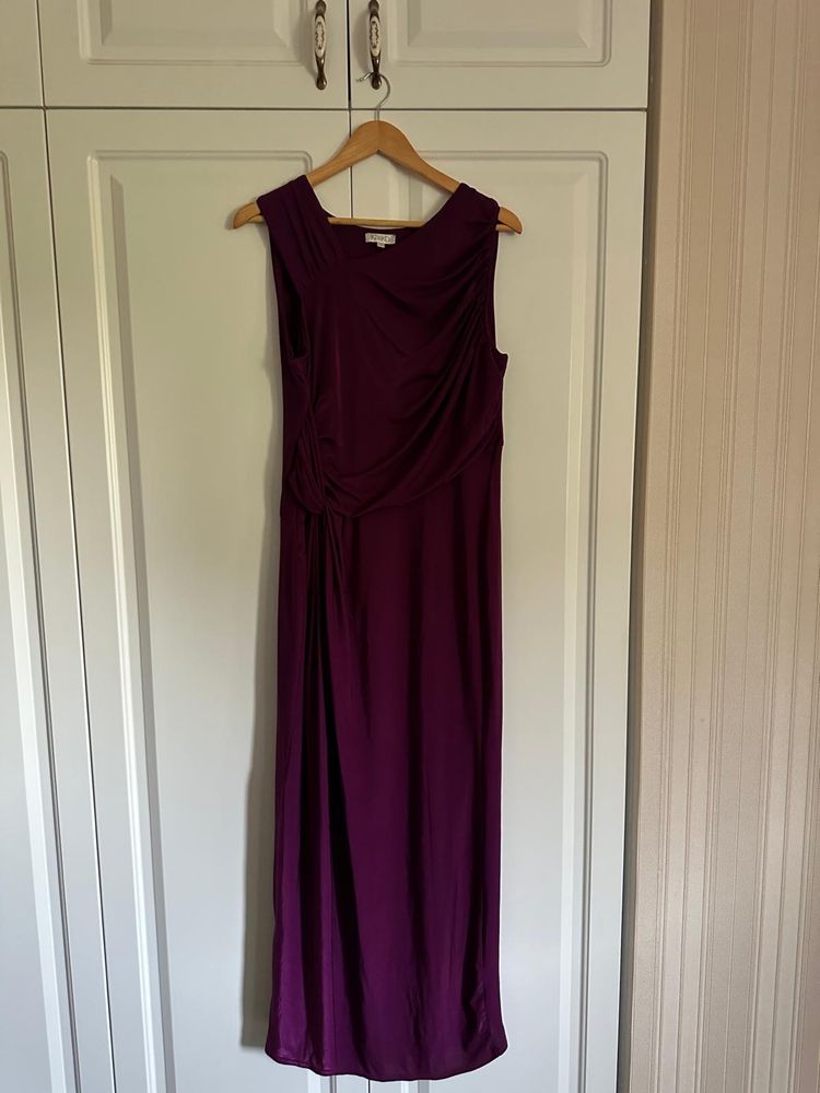 Rochie lunga de ocazie , culoare mov , masura L Nissa