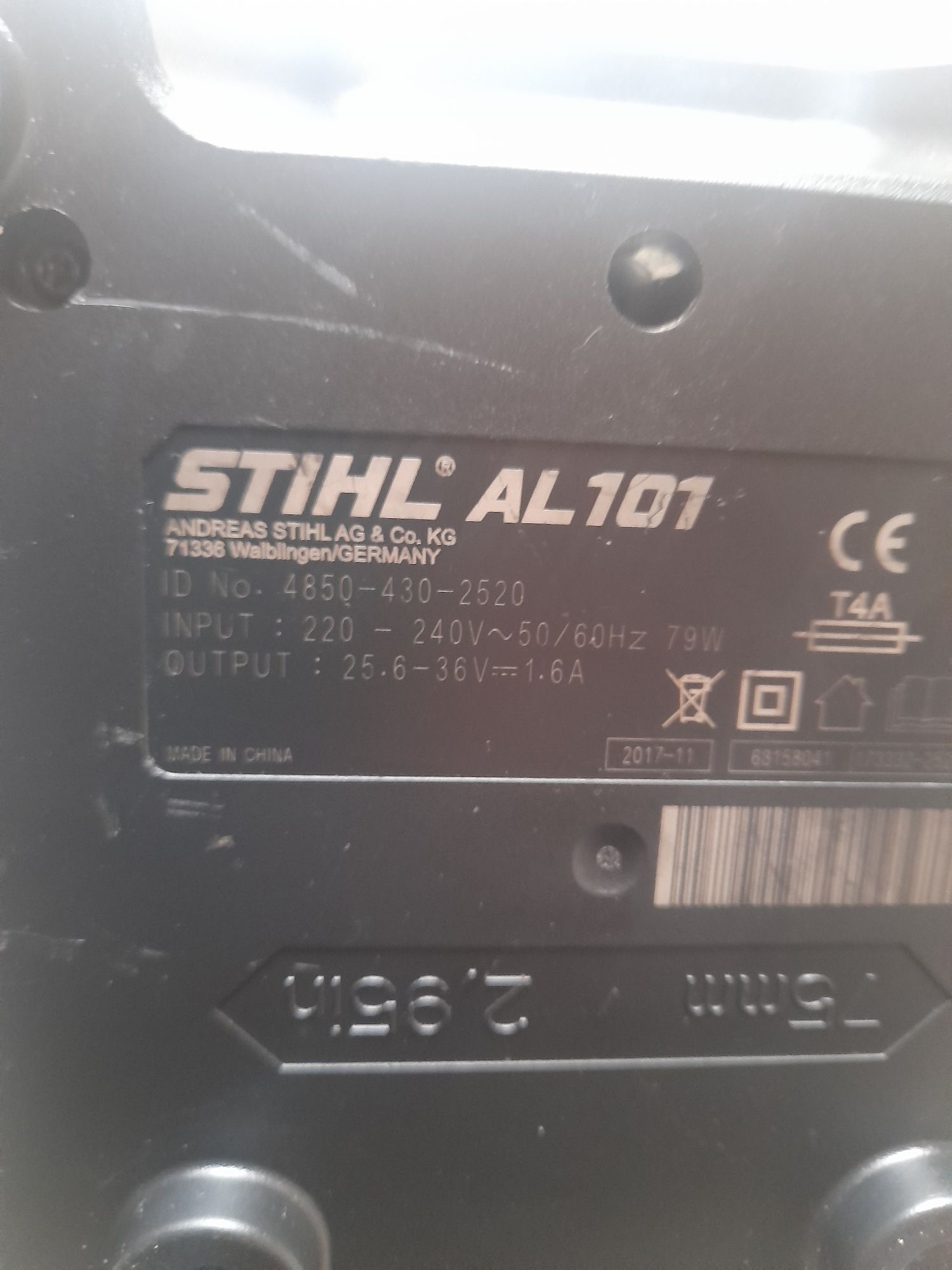 Incarcator STIHL AL 101 max 36V