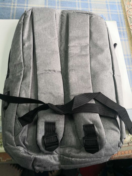 Rucsac pt. laptop portabil cu port incarcare usb