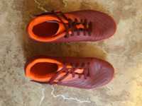 Детски футболни обувки, тип Бутонки - KIPSTA, номер 34
