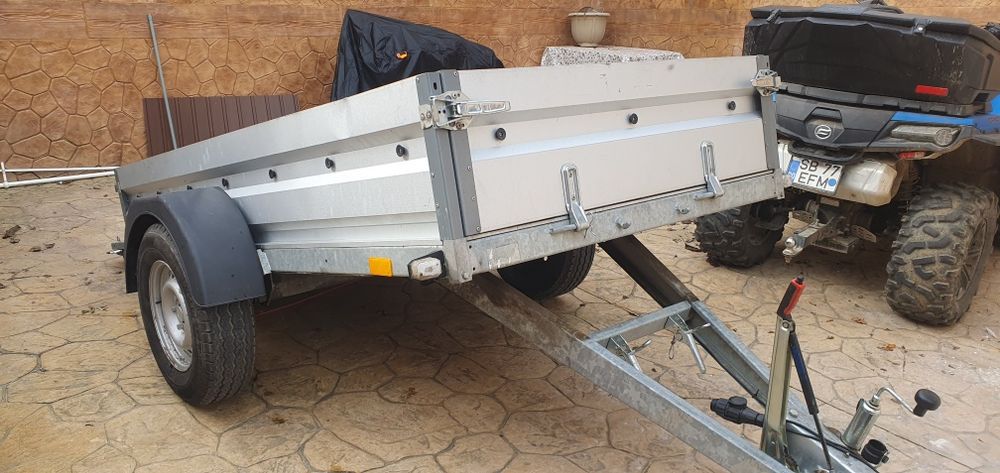 Vand remorca 1300kg premium rabatabila