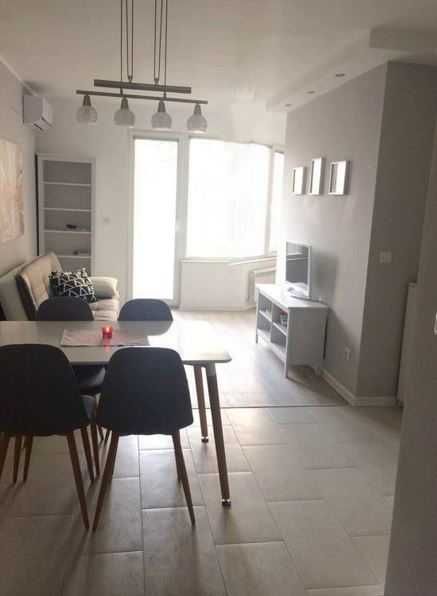 Дава се под наем Едностаен апартамент в София, Изток - 55 кв.м за 357 € - Снимка #1