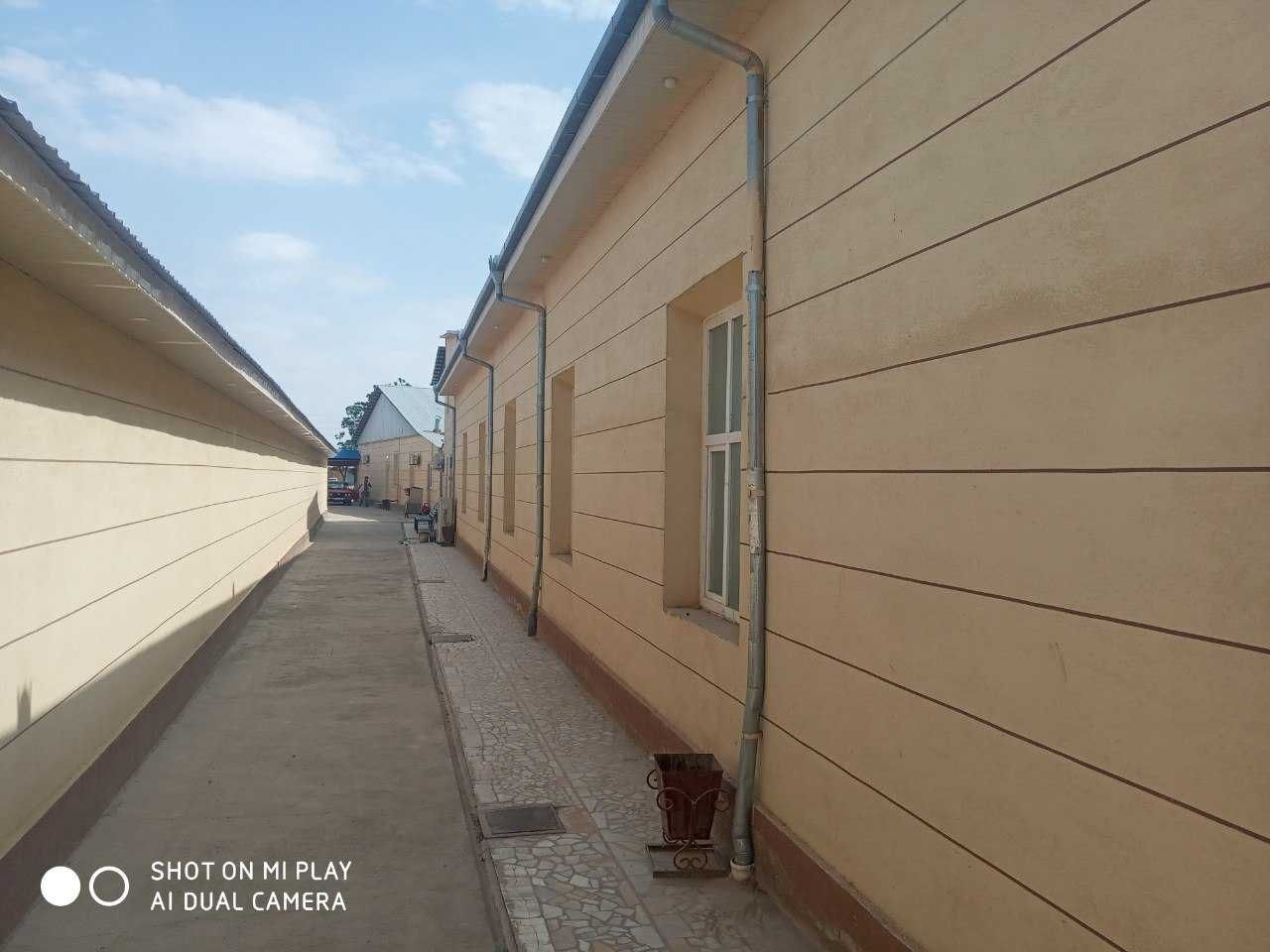 Ellikqala tumanida To`yxona binosi bo'lib to'lash asosida sotilmoqda.