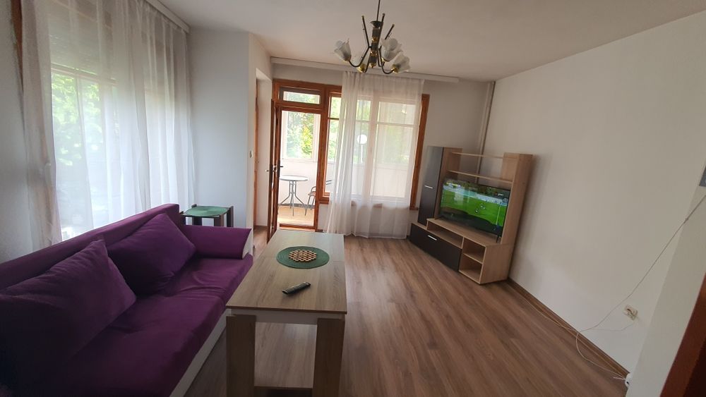 Дава се под наем Двустаен апартамент в Пловдив, Старият град - 70 кв.м за 357 € - Снимка #1