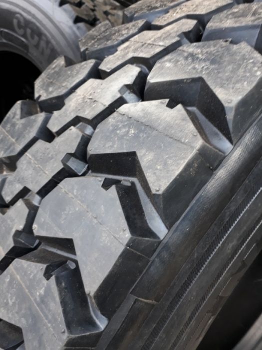 ГУМИ Нов Регенерат 13 R 22.5 FS= 420лв.с ДДС.