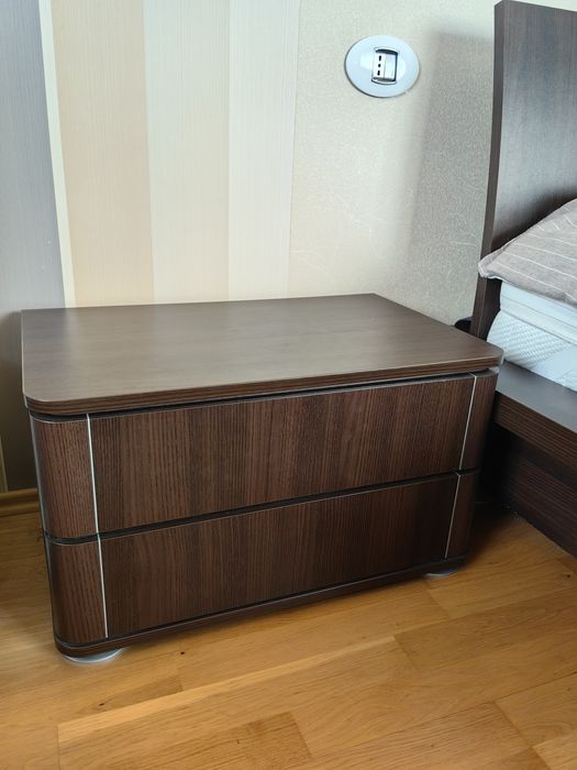 Спалня + 2 бр. нощни шкафчета