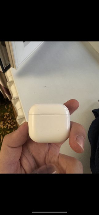 Airpods 4 кейс оригинал
