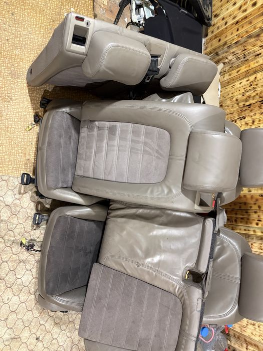 Салон с кори кожа с алкантара бежова Passat B6 седан