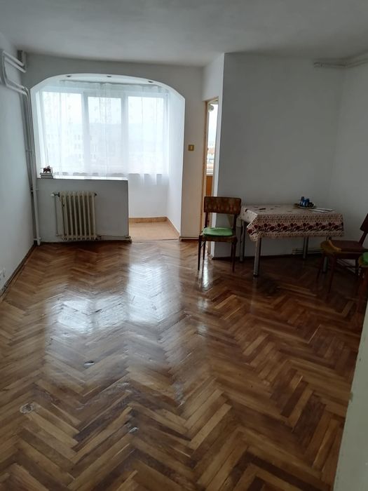 Vând garsonieră Deva