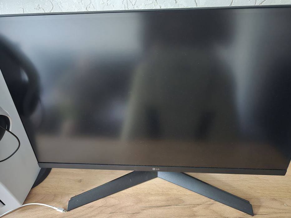 Продам монитор LG 27д, 120гц, ips
