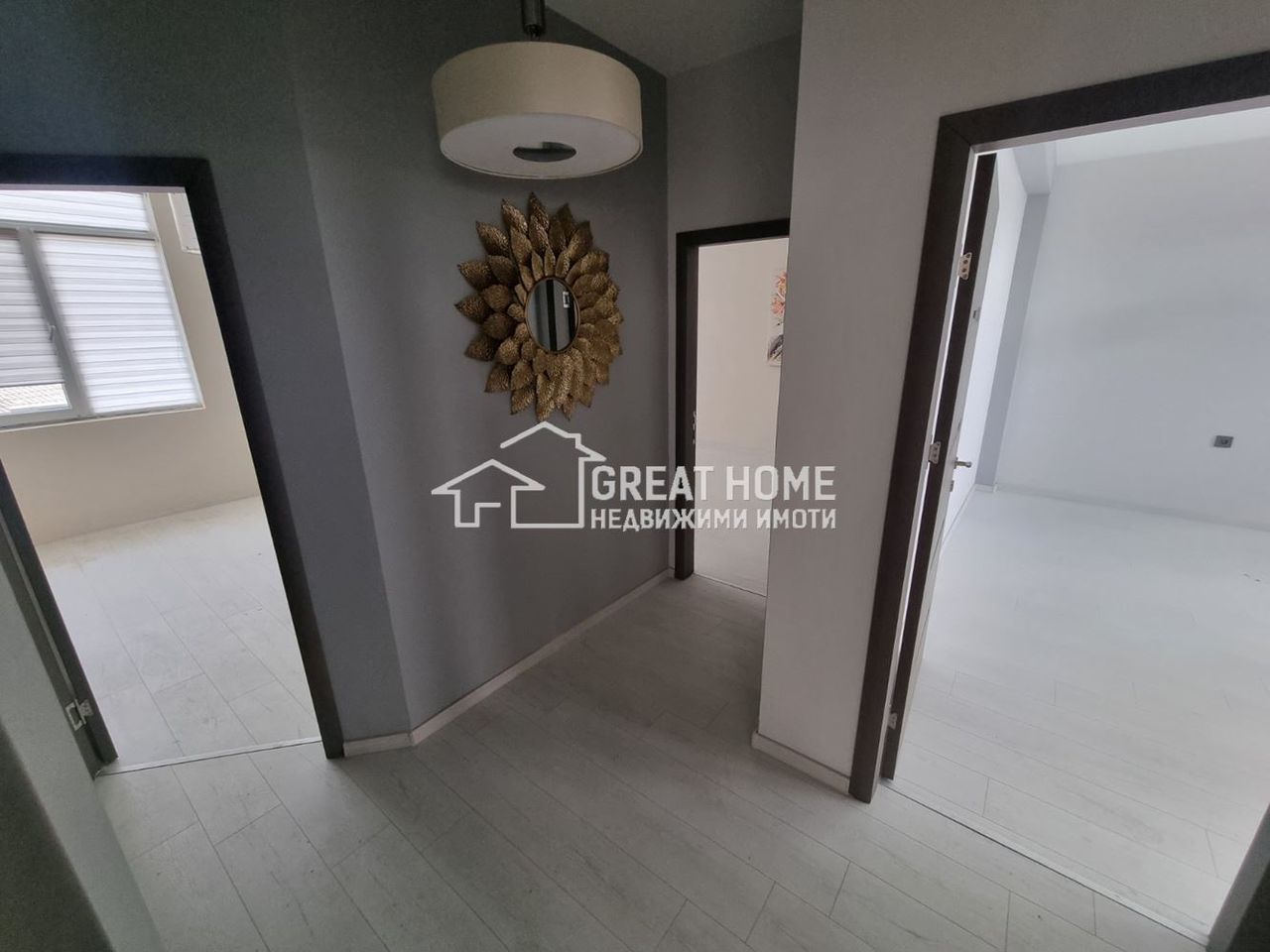 Продава се Четиристаен апартамент в Търговище, Център - 120 кв.м за 1084 €/кв.м - Снимка #9