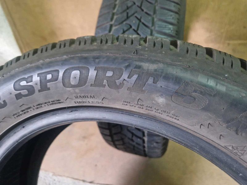 2 Dunlop R17 205/55
зимни гуми
DOT4519