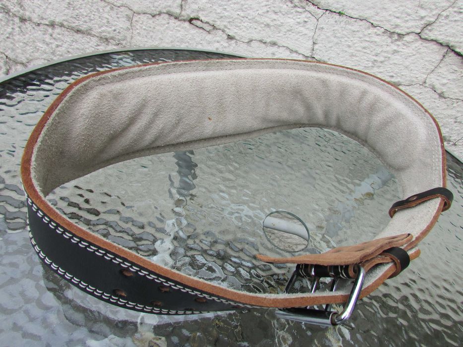 Колан за вдигане на тежести ACTION