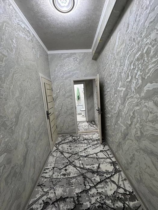 Arzon narxda 1-qavatdan 1 xonalik tayyor kvartira sotiladi