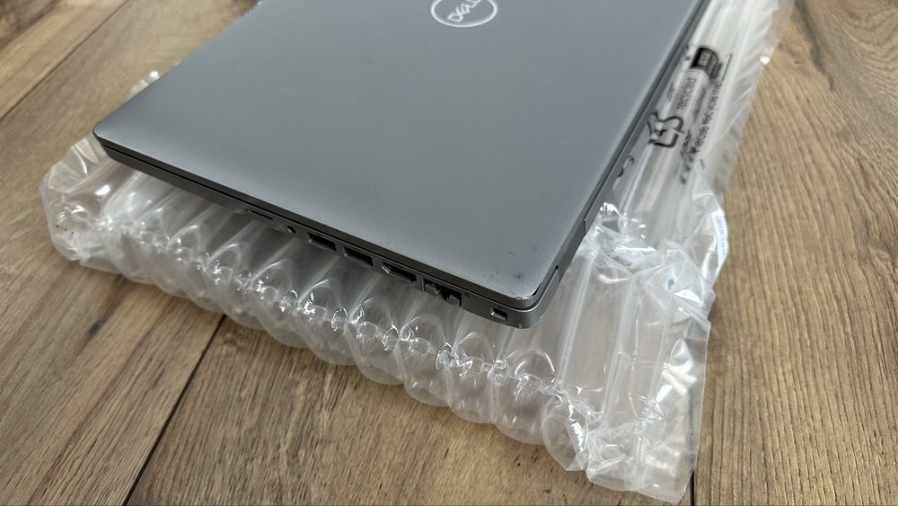 Лаптоп Dell Latitude 5410 14” Intel i7-10610u 16GB RAM 256GB SSD