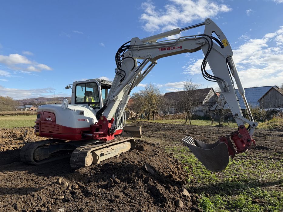 Excavator pe senile TB 290-2