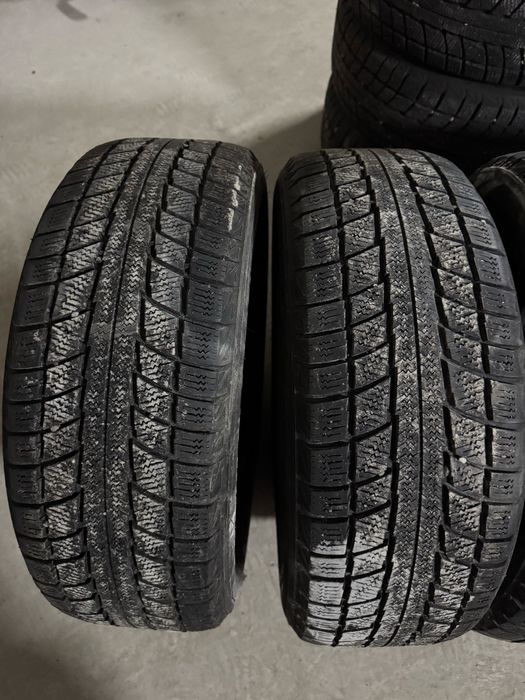 Зимние шины Triangle 215/60/16