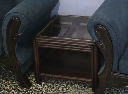 Продаётся кожанная мягкая мебель для гостиной в отличном состоянии