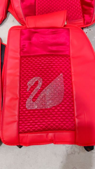 Chexol treker2 toshlari svorovskiy yangiday polni komplekt