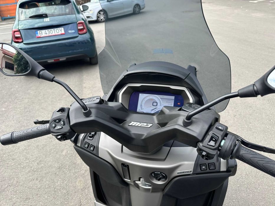 Piaggio MP3 530 Exclusive - 10 km/Garanție/Marsarier, Camera Video